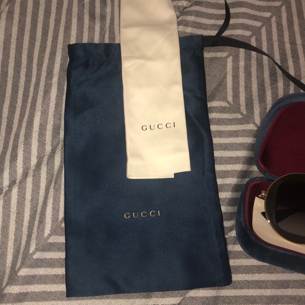 Gucci Sunglasses - Picture 2 of 6